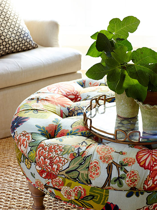 upholstered-round-ottoman