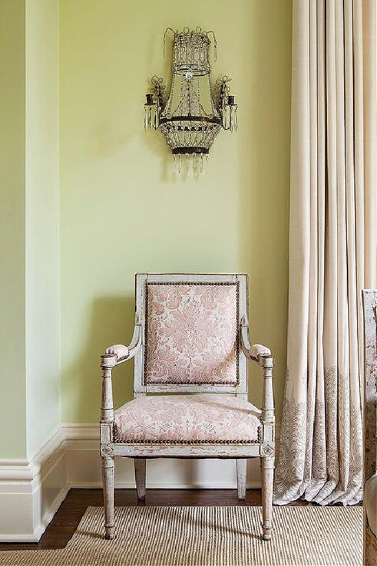 pink-flocked-french-chair