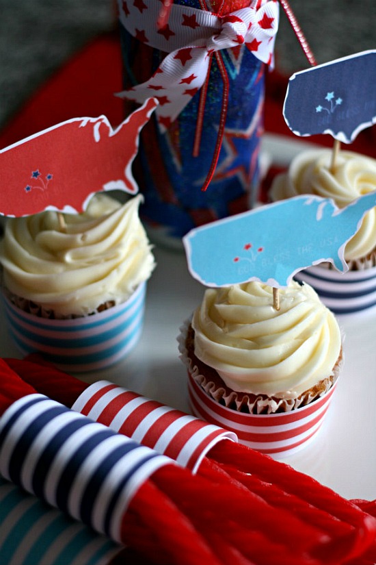 red-white-blue-printable-cupcake-topper