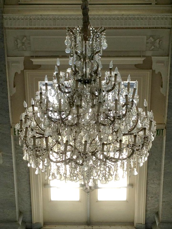 bentley-chandelier
