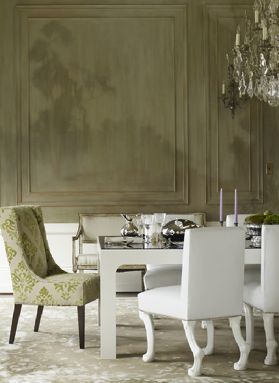 green-walls-dining-room