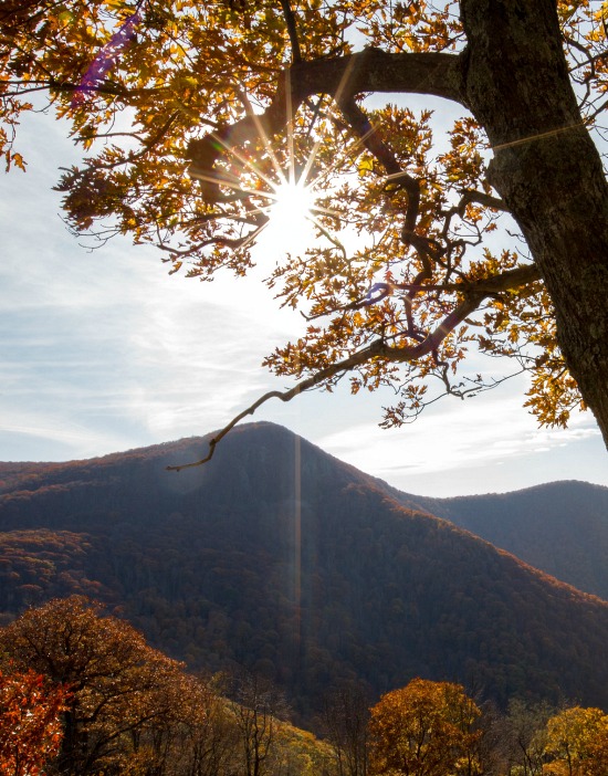 fall-sun-over-mountains