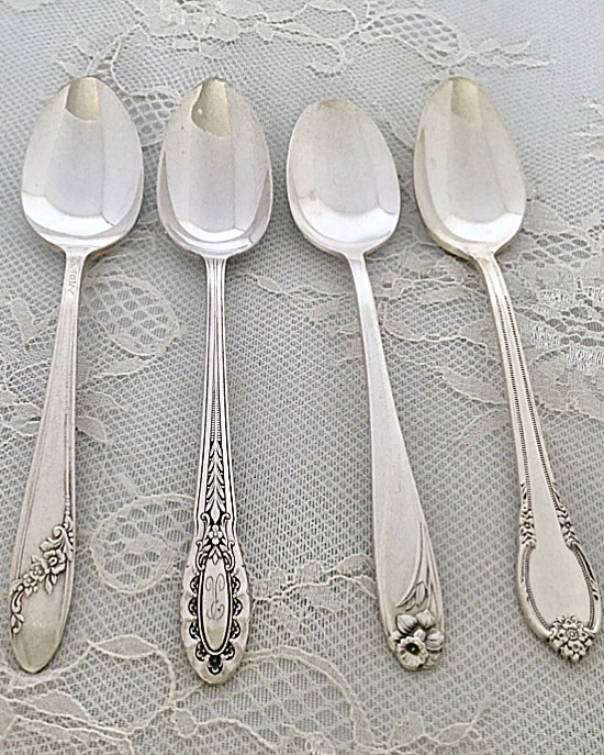 Mismatched 6 Spoons Silverplate Teaspoons