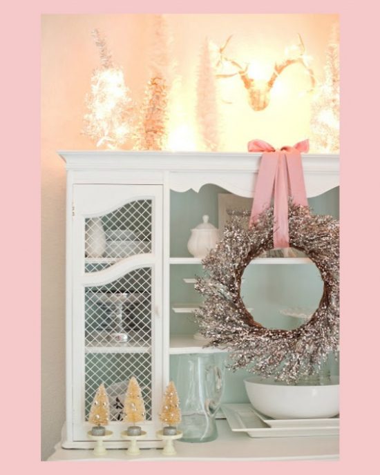rose-quartz-Christmas-wreath