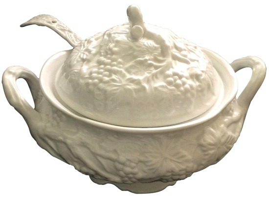vintage-soup-tureen-and-ladle