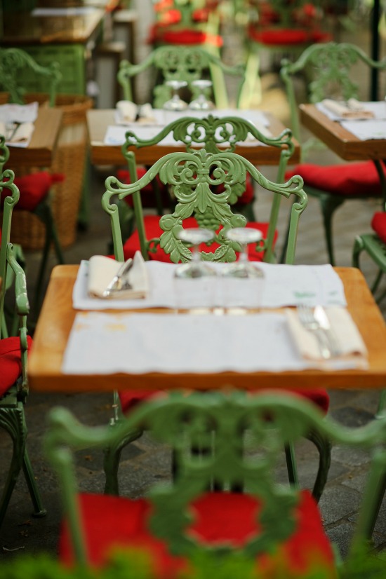 French-bistro-green-chairs