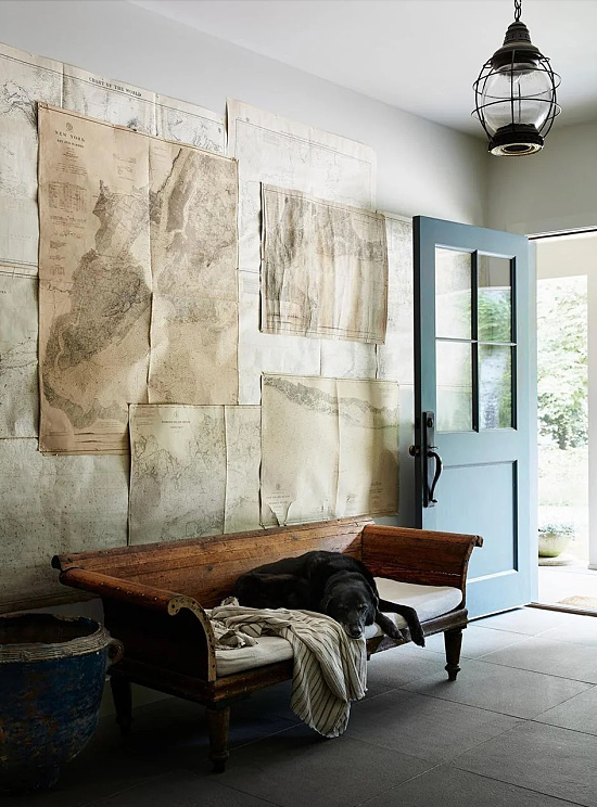 antique-wood-bench-foyer-maps-wallpaper