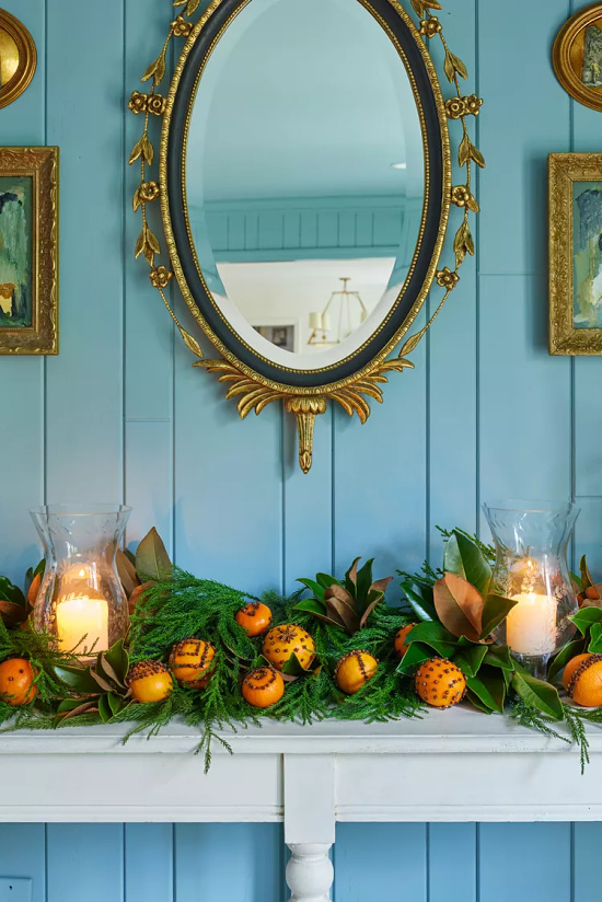 oranges-greenery-holiday-decorating