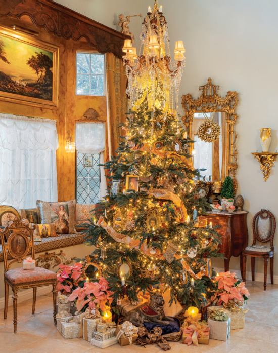 Jennifer-Chapman-Christmas-tree-photo-by-Marcy-Black-Simpson