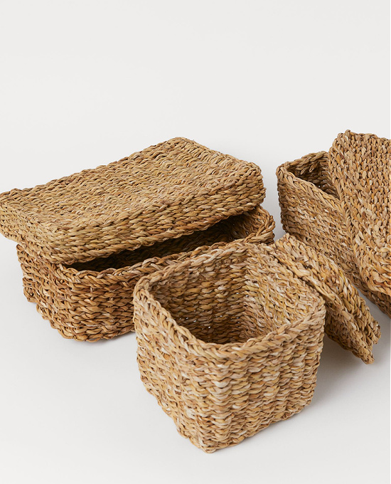 storage baskets with lids