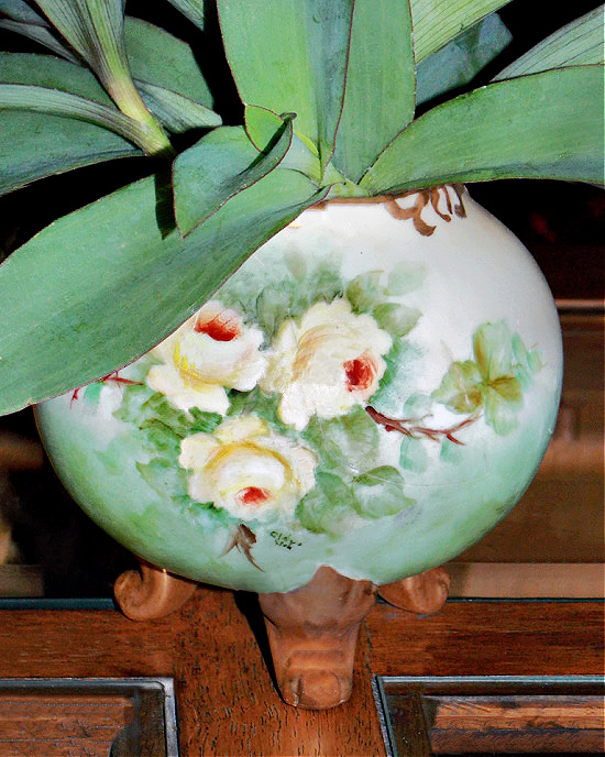 green-clippings-in-antique-rose-bowl (1)