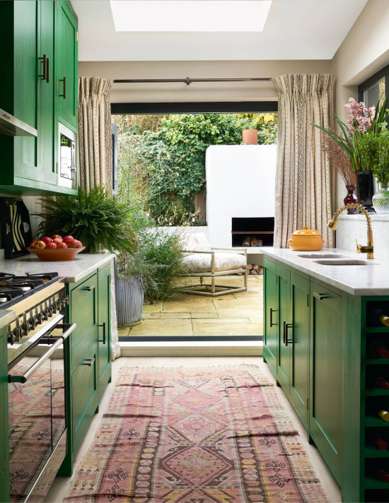 green-kitchen-cabinets-TIM BEDDOW-House-Garden