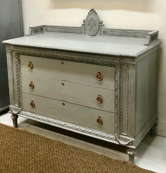 painted-French-three-drawer-chest