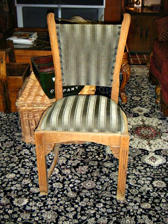 English-dining-chair