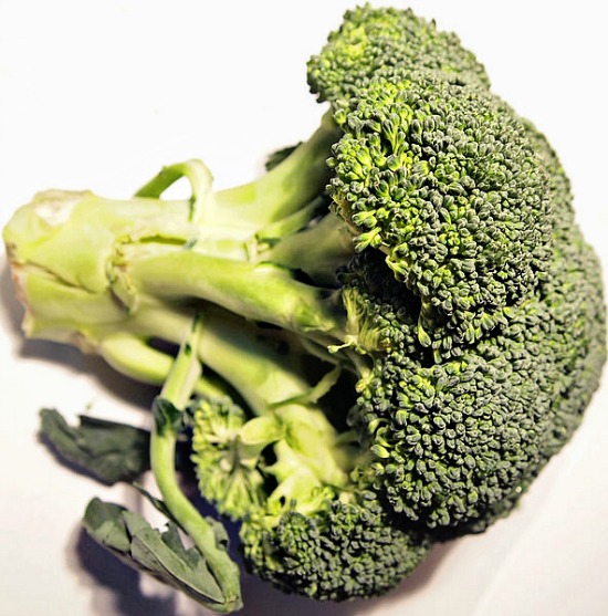 592px-Broccoli3