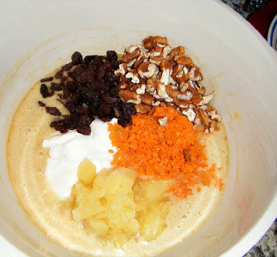 raisins-pecans-carrots-pineapple-in-mixing-bowl