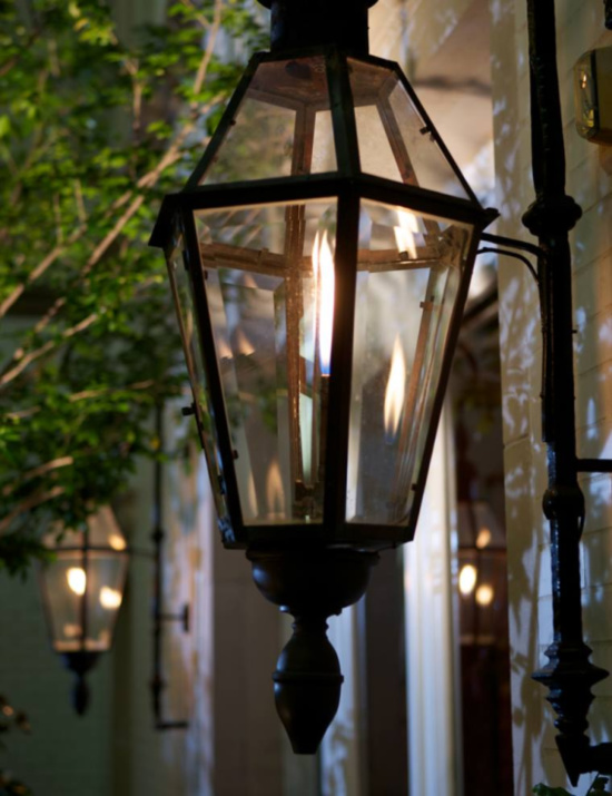 Bevolo-Six-Sided-French-Quarter-Canal-Street-gas-lantern-Light