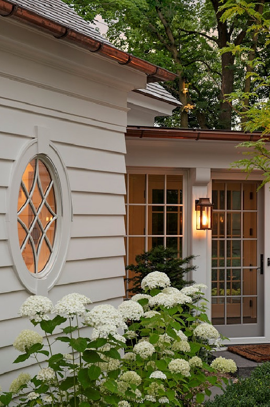 exterior-lanterns-curb-appeal-barn-door-garage (2)