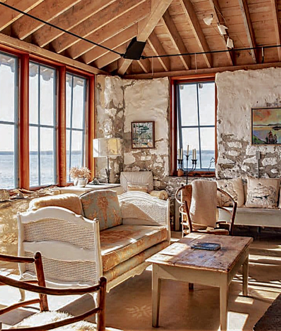 coastal-view-the-Maine-House-living-room