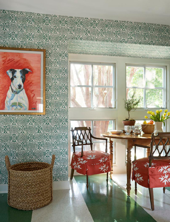 red-green-breakfast-dining-room