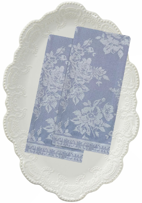 white-oval-platter-blue-napkins