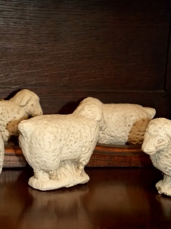 sheep-statue