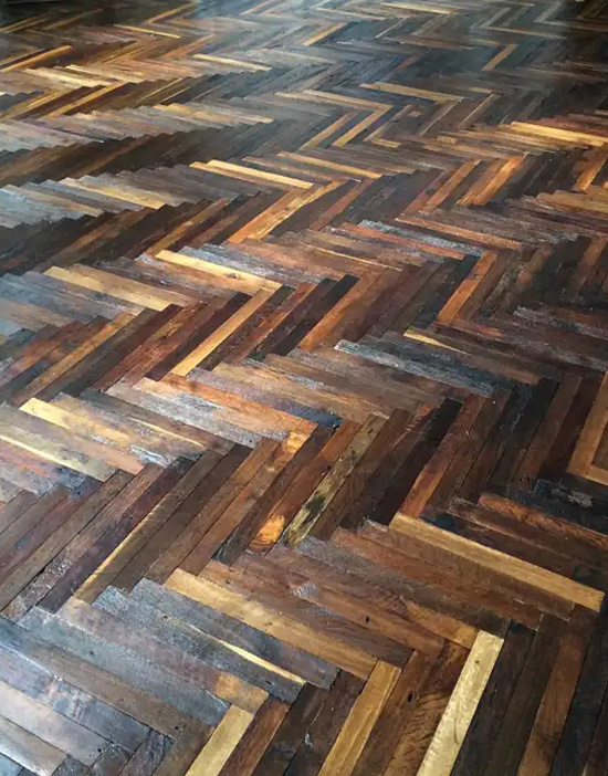 French-antique-solid-wood-Oak-herringbone-pattern-flooring