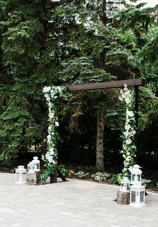 wedding-altar