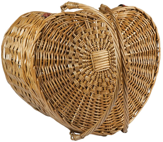 heart-willow-picnic-basket (1)