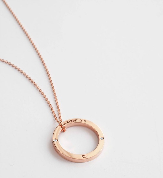 linked-circle-necklace