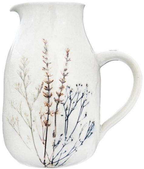 stoneware-floral-pitcher-French-tablescape