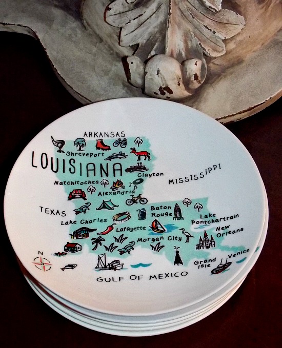 Louisiana-appetizer-plates-sideboard