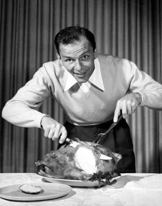 Frank-Sinatra-carving-turkey