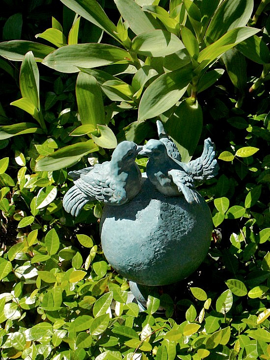 bird-garden-statue (1)