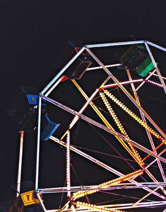 ferris-wheel-at-night
