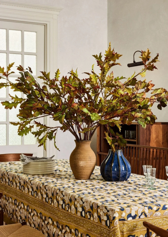 Fall-Oak-dining-table