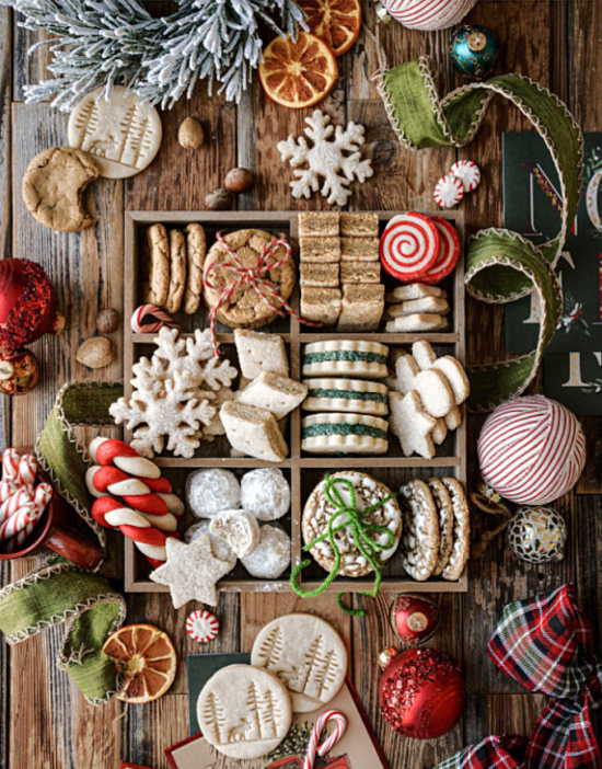 Christmas-cookie-box-Curly-Girl-Kitchen