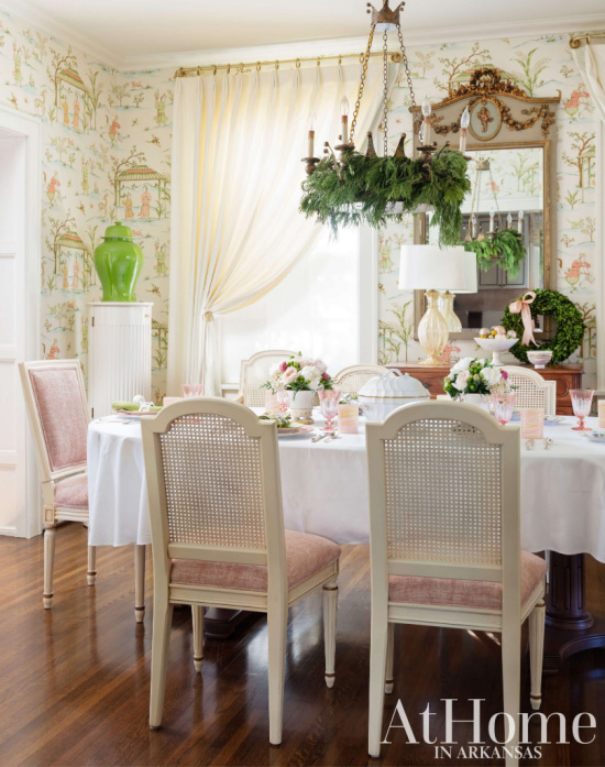 pink-white-green-dining-room-at-holidays 