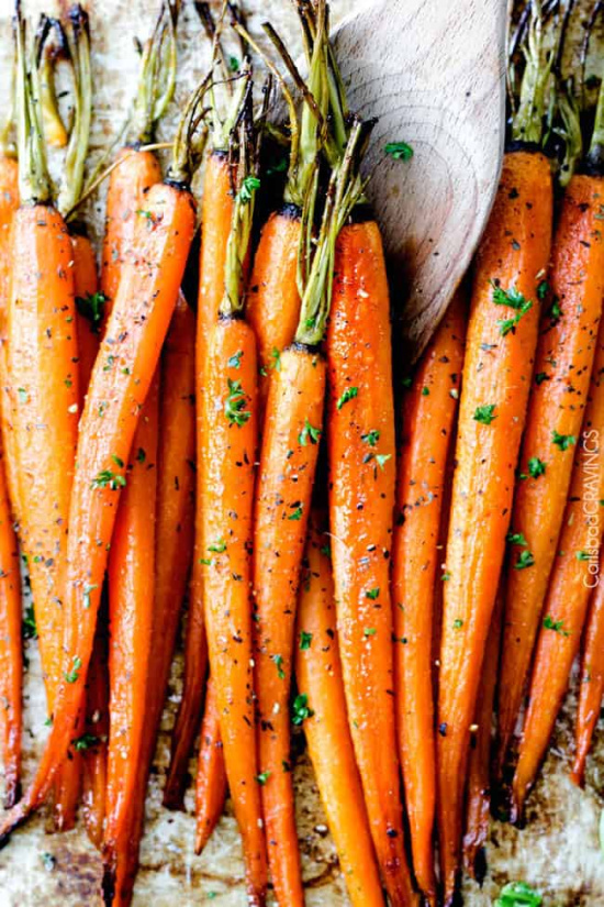 HONEY ROASTED CARROTS INFUSED WITH HONEY AND GARLIC 